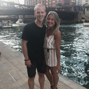 Meet your Posher, Lauralaura